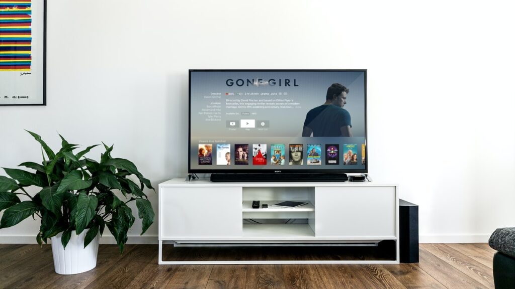 24-inch Smart TVs