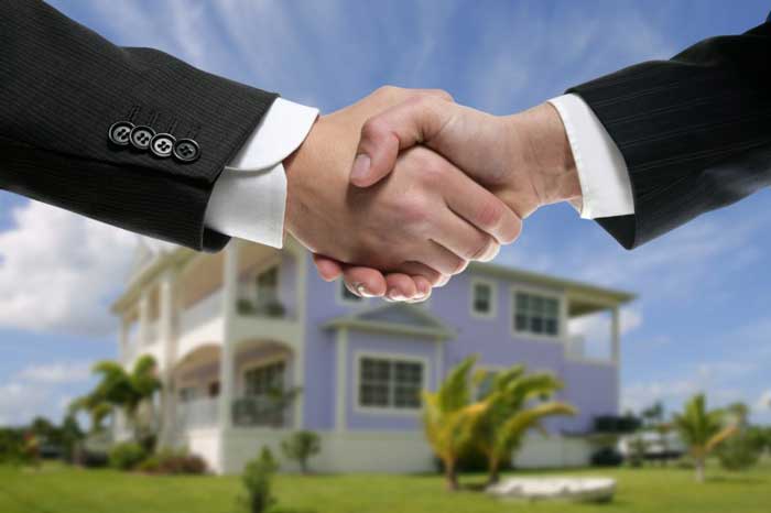 Hire Real Estate Agent for selling your property easily