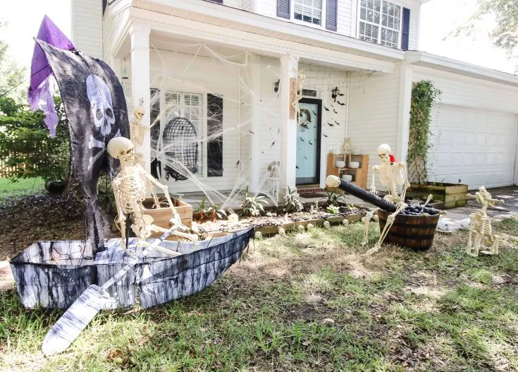 Best Halloween Decorations Outdoor: Transforming Your Yard into a Spooky Wonderland