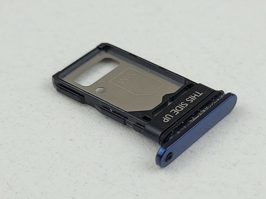 motorola edge 5g uw sd card slot